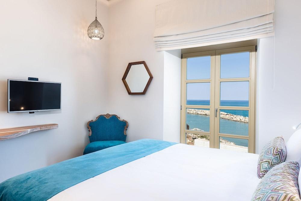 Avra Apartments Kolymbari Harbour Dış mekan fotoğraf